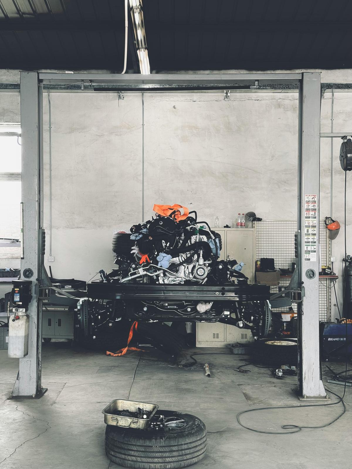 Auto repair shop bay